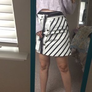 Maje black and white skirt💋